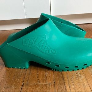 Calzuro Green clogs